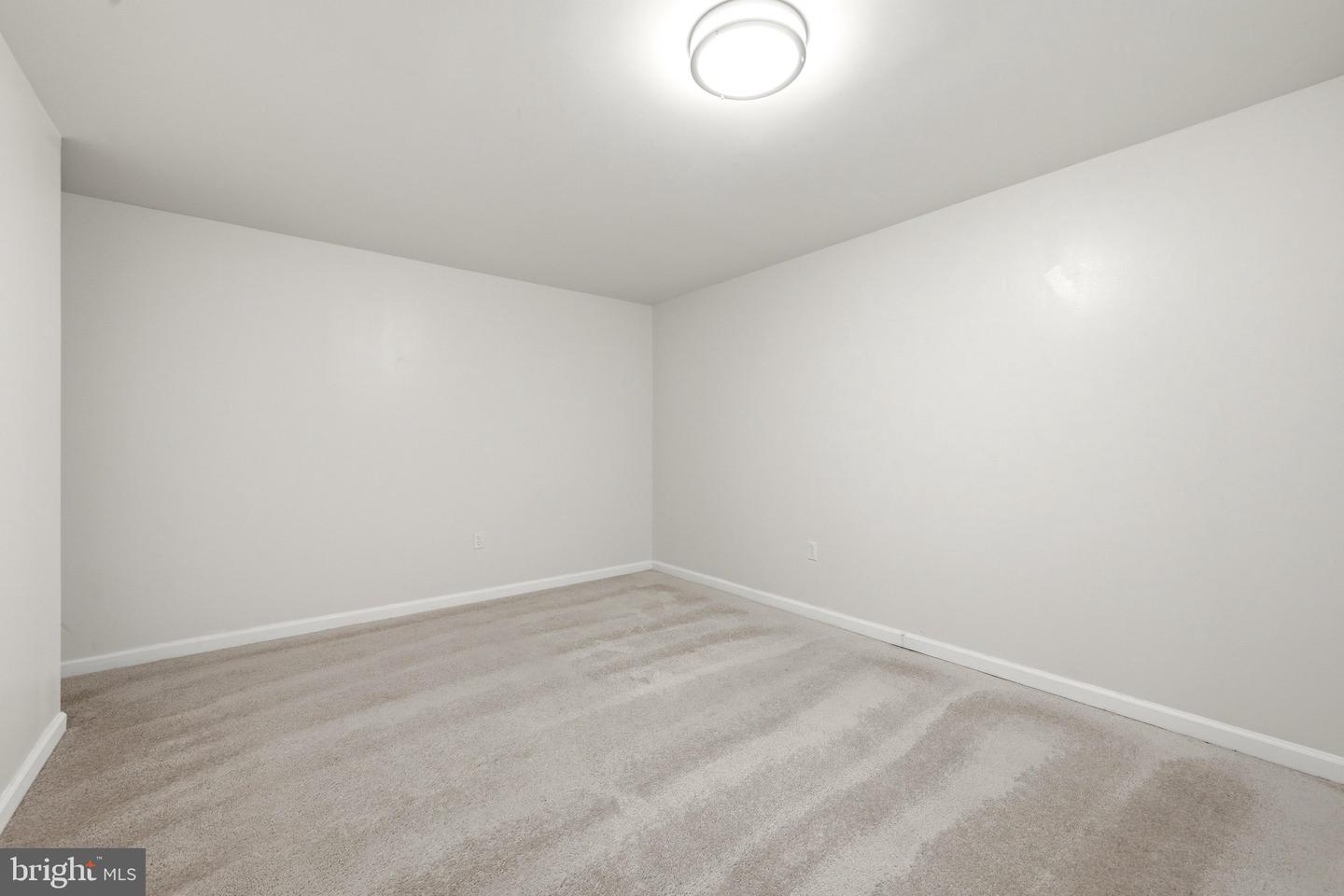 2861 Powell Dr Property Photo 77