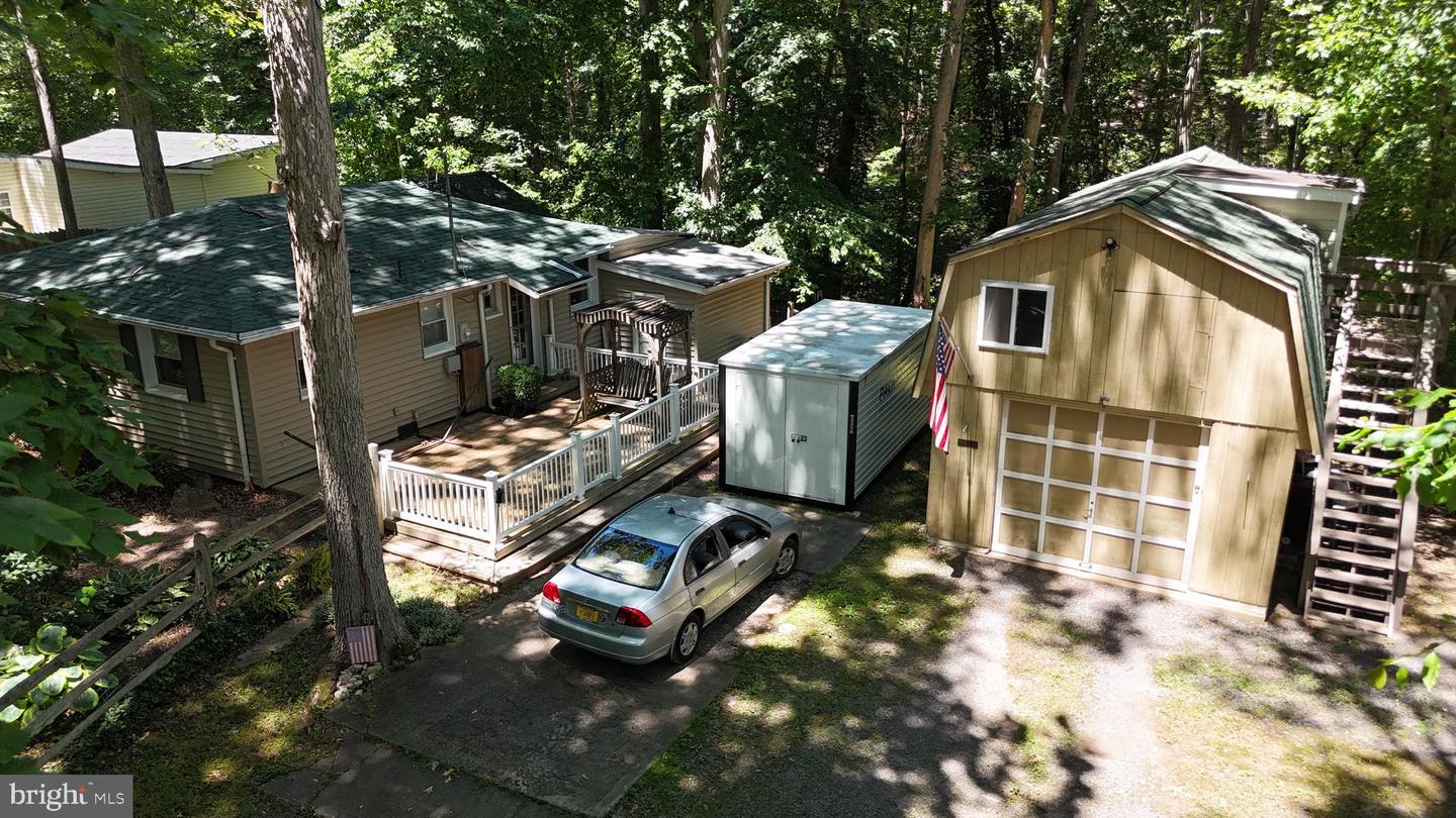 11821 Mandy Ln Property Photo 1