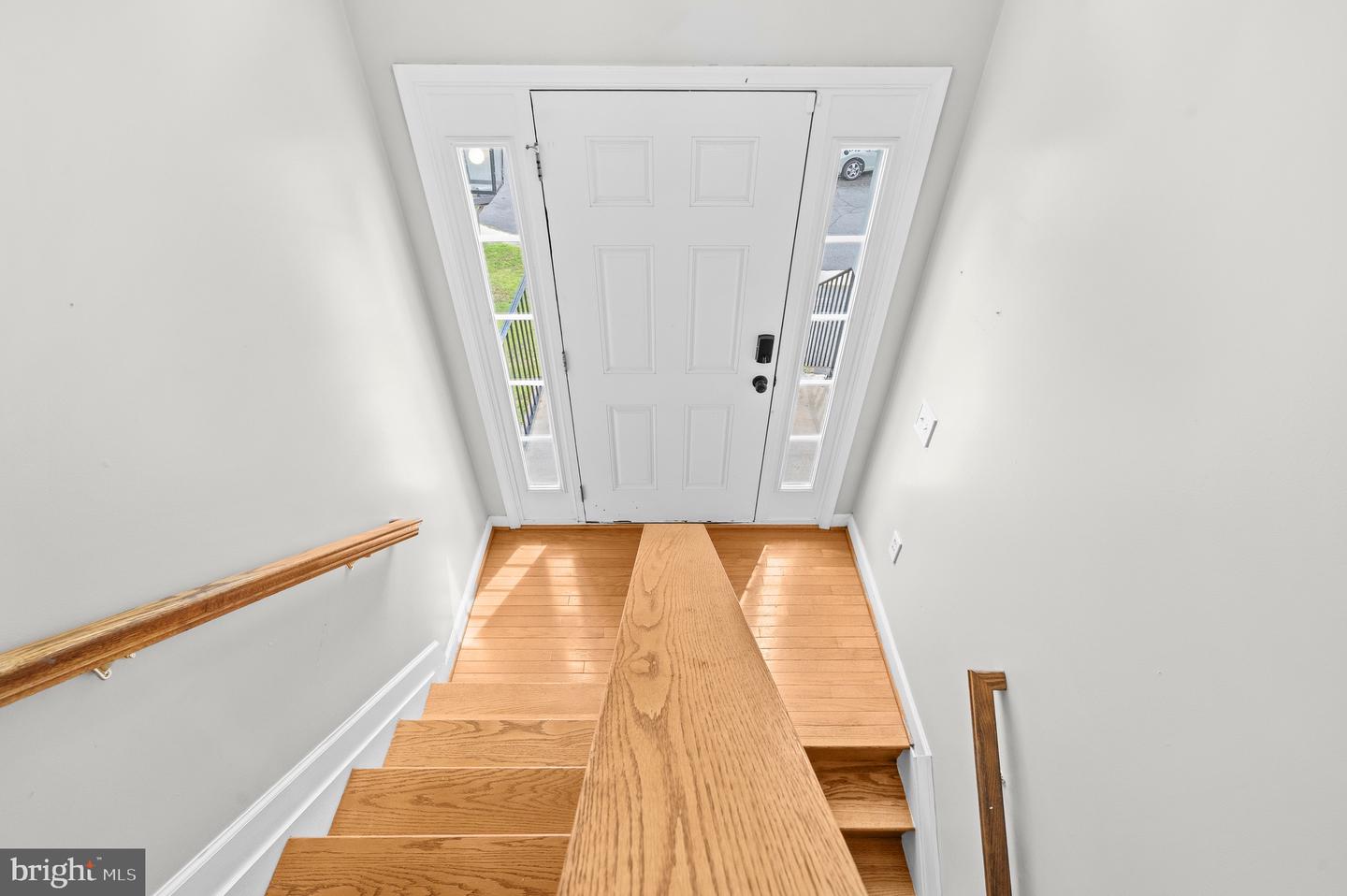 17723 Twist Ct Property Photo 4