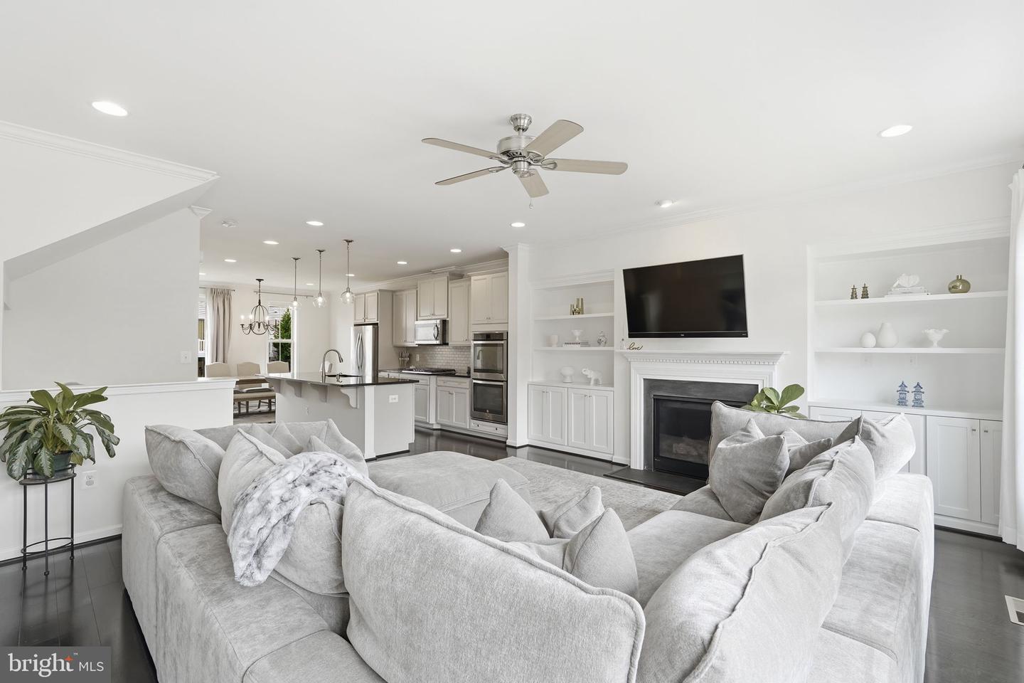6833 William White Way Property Photo 15