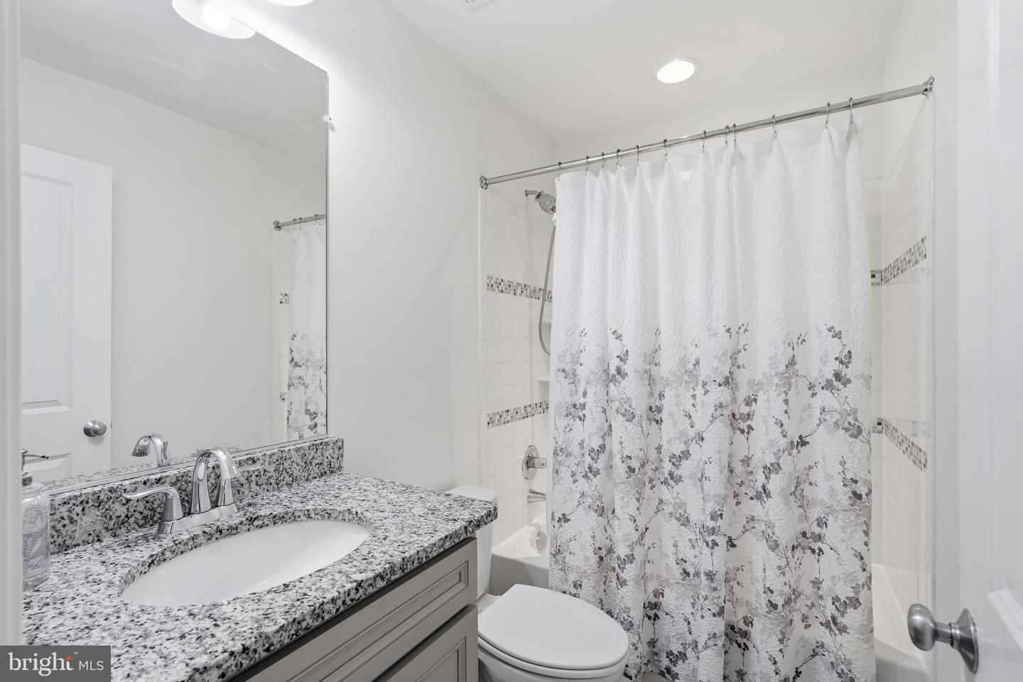 6833 William White Way Property Photo 17