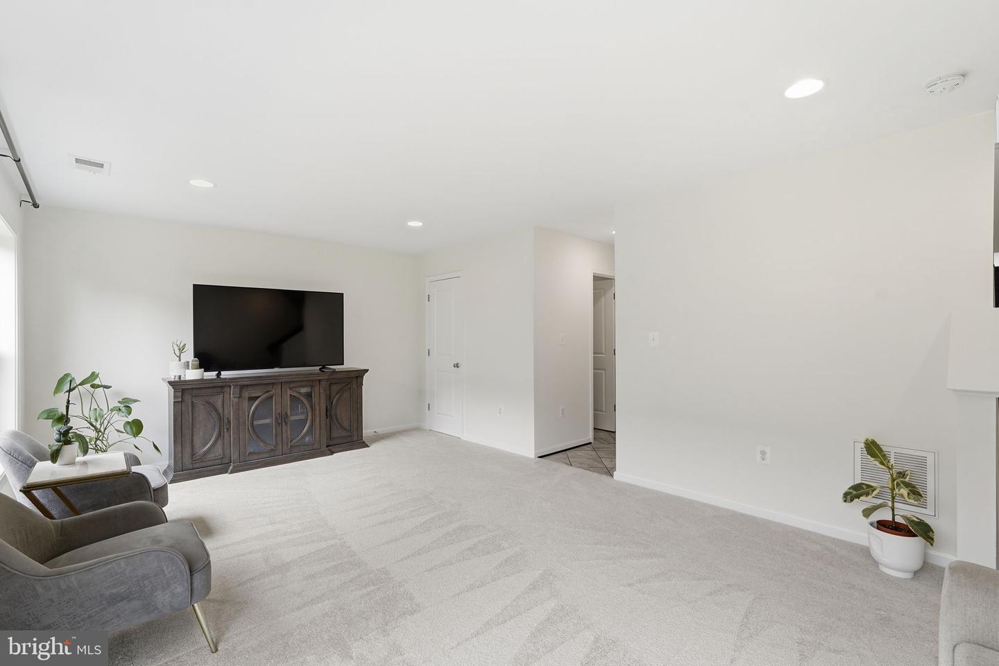 6833 William White Way Property Photo 30