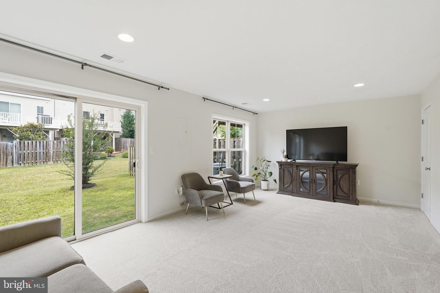 6833 William White Way Property Photo 31