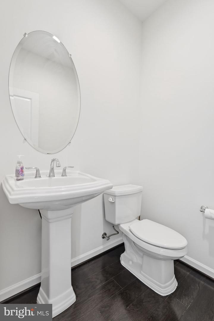 6833 William White Way Property Photo 33