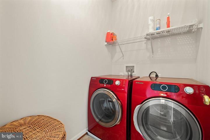 14160 Catbird Dr Property Photo 17