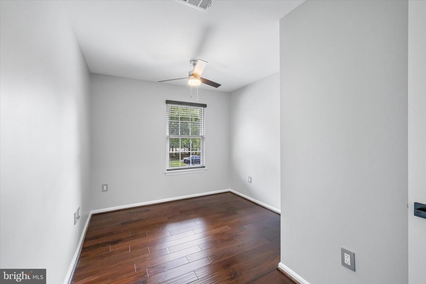 4911 Backwater Ct Property Photo 29