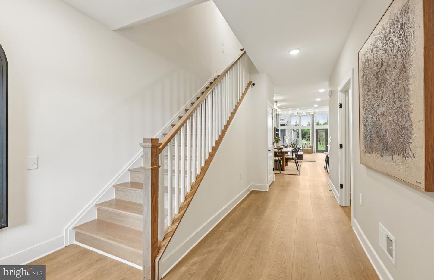 15487 Emerald Way Property Photo 7