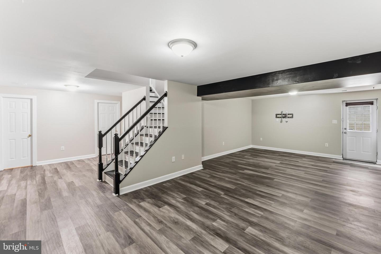 16645 Caxton Pl Property Photo 26