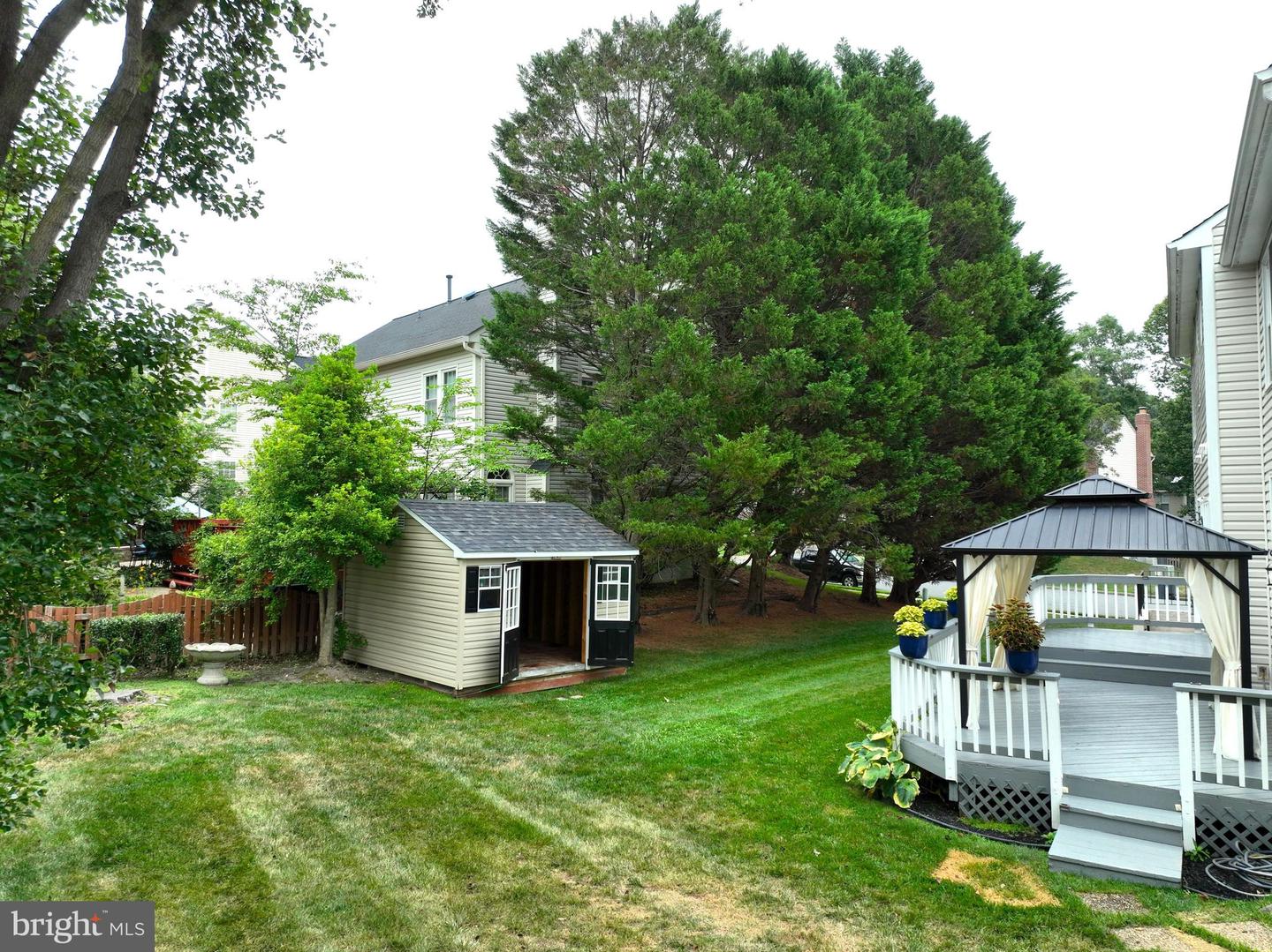 16645 Caxton Pl Property Photo 32