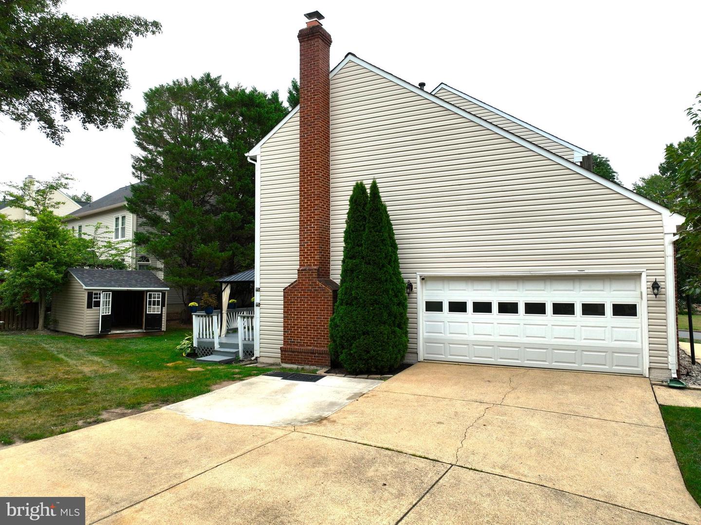 16645 Caxton Pl Property Photo 38