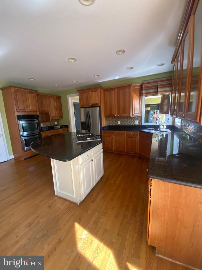 1101 Sea View Ave Property Photo 10