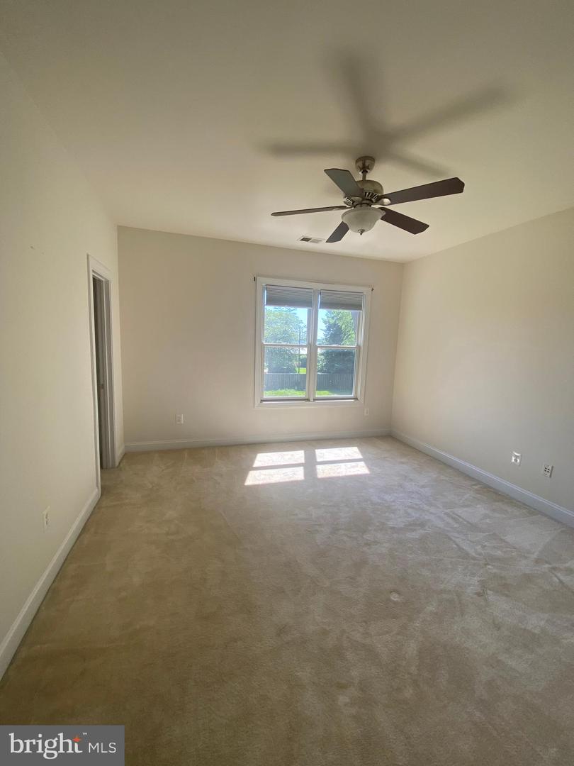 1101 Sea View Ave Property Photo 28