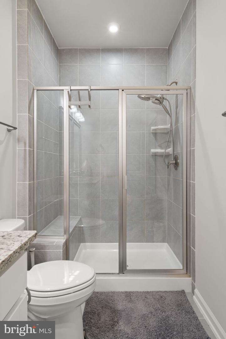 6773 Azalea Garden Ln Property Photo 16
