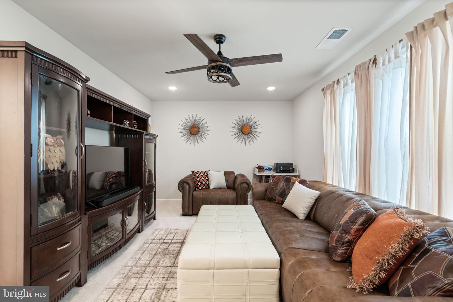 6773 Azalea Garden Ln Property Photo 25