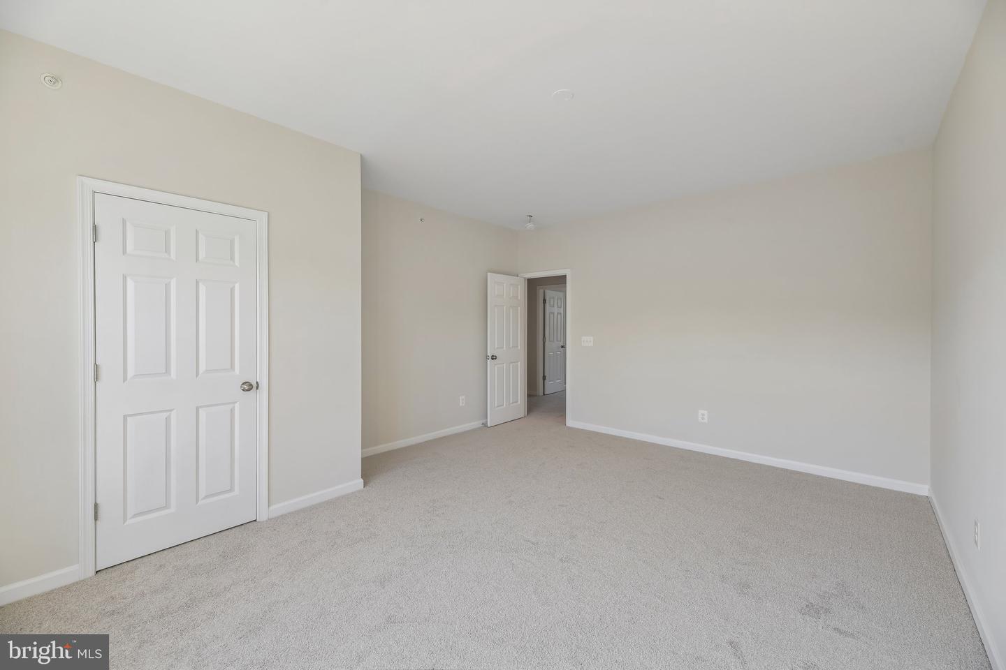 18267 Thunderbolt Rd Property Photo 34