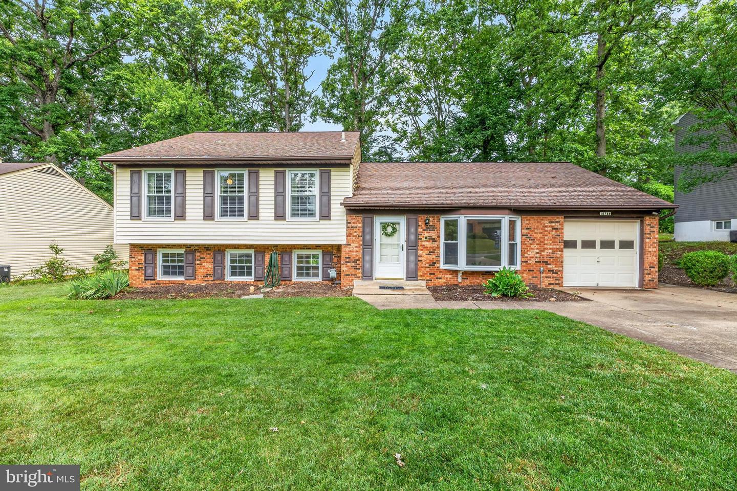 15786 Crocus Ln Property Photo 1
