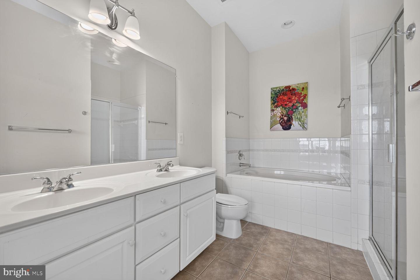810 Belmont Bay Dr #204 Property Photo 11