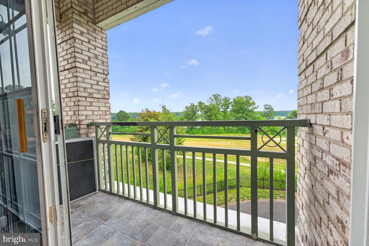 810 Belmont Bay Dr #204 Property Photo 17