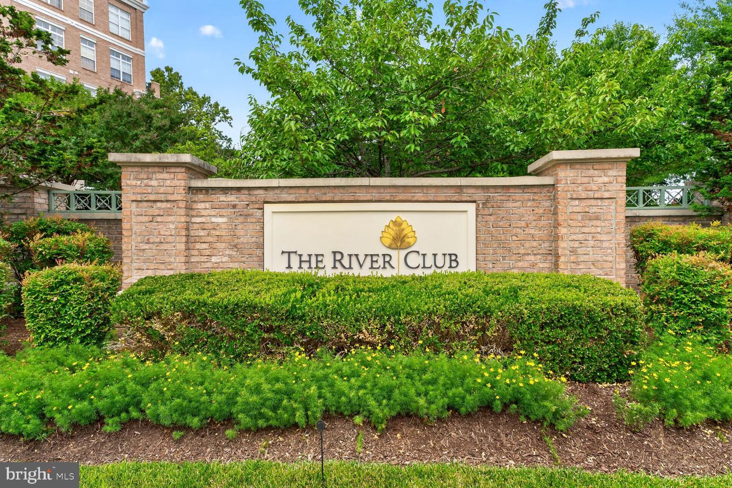810 Belmont Bay Dr #204 Property Photo 18