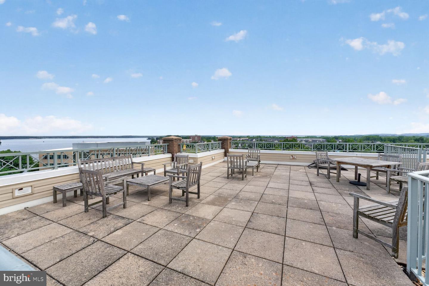 810 Belmont Bay Dr #204 Property Photo 27