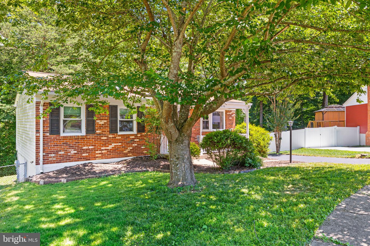 4850 Langer Ln Property Photo 3