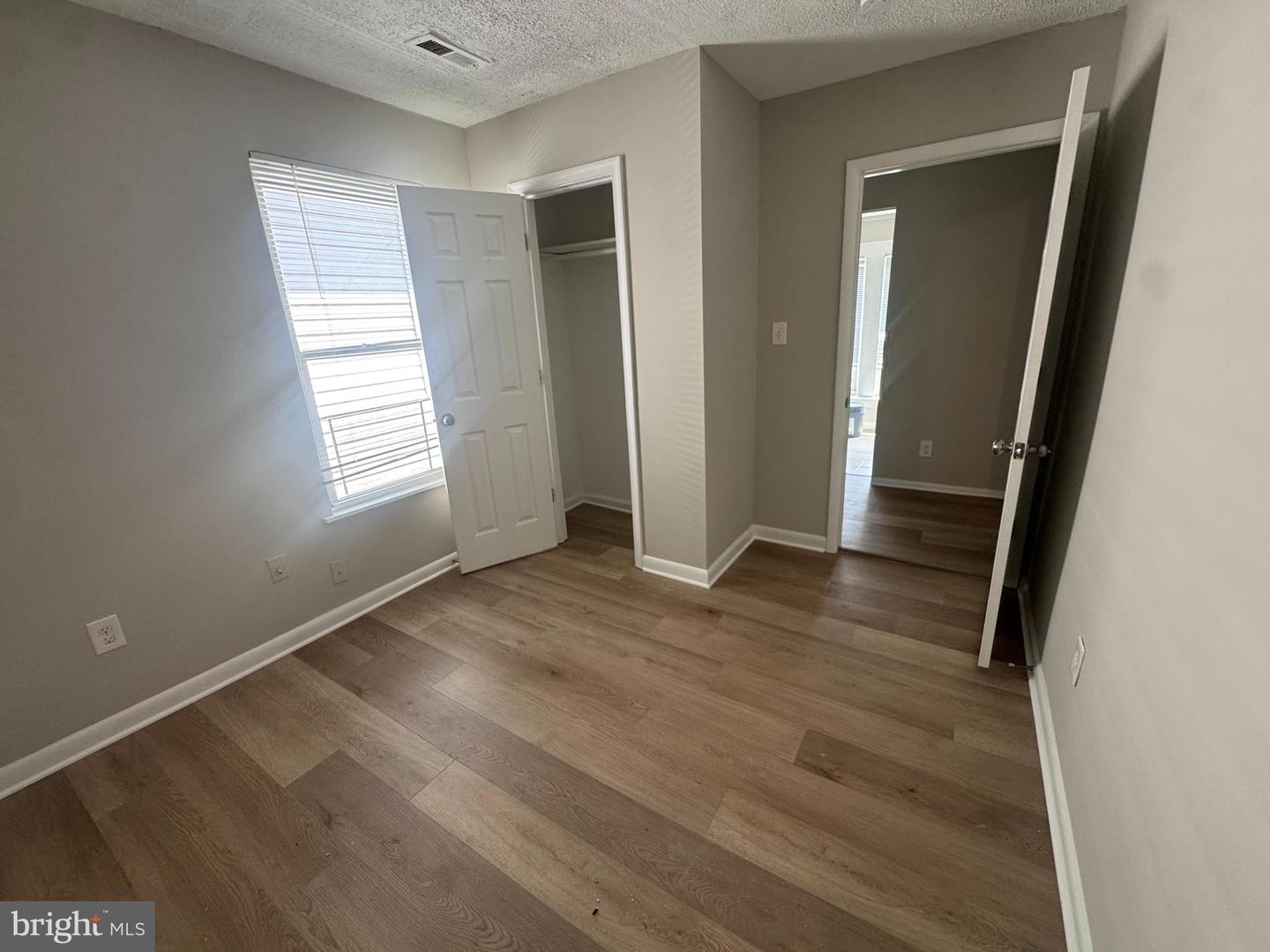 281 4th Ave #201 Property Photo 6