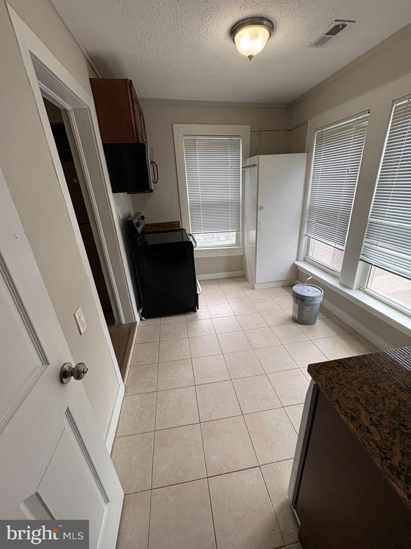 281 4th Ave #201 Property Photo 11