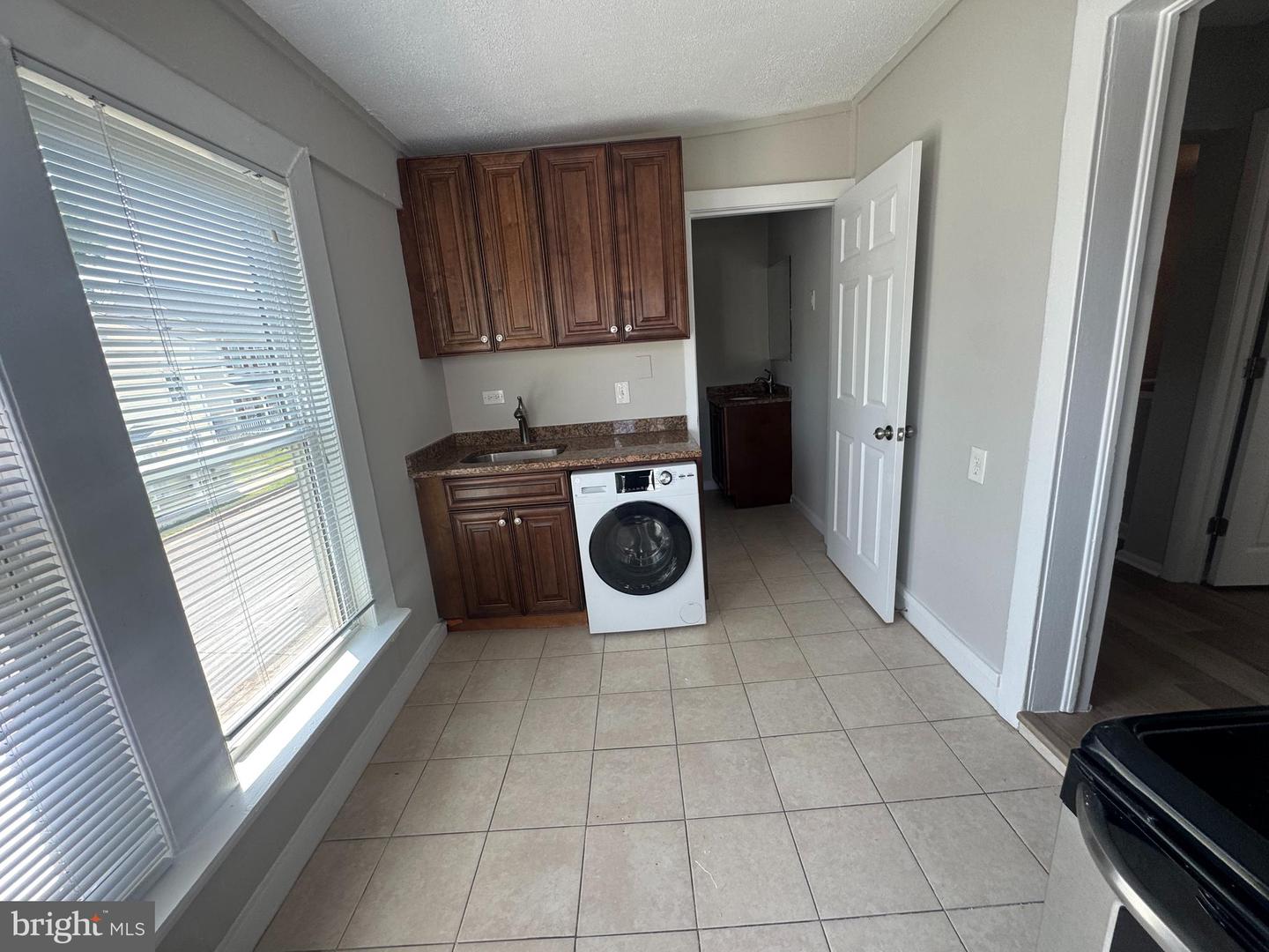 281 4th Ave #201 Property Photo 14