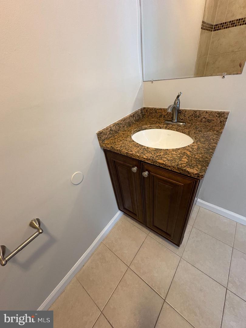 281 4th Ave #201 Property Photo 16