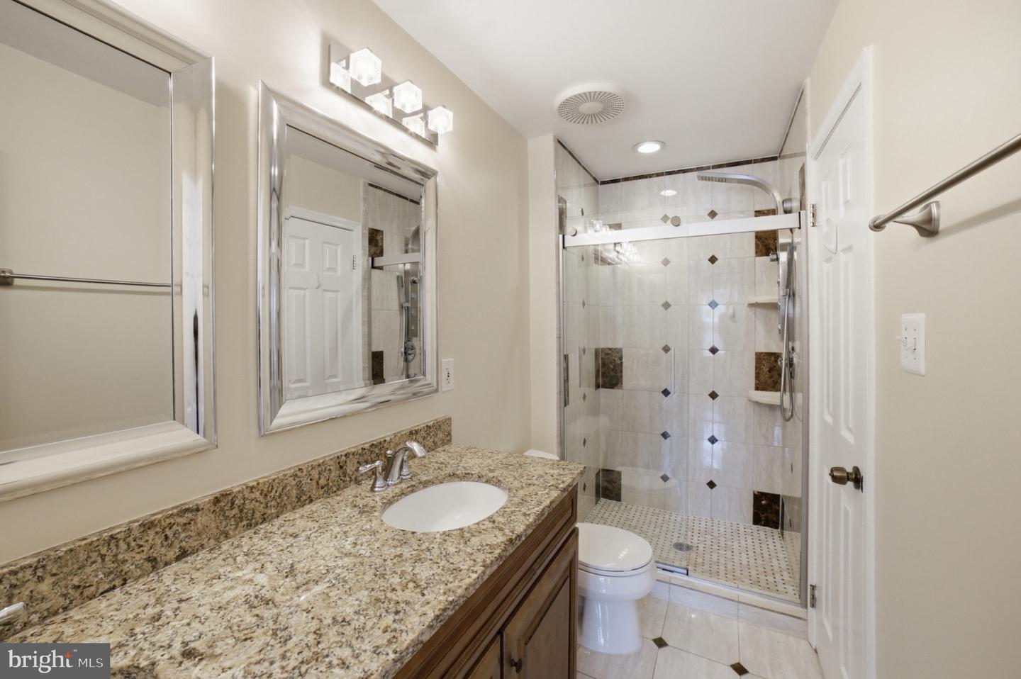 15232 Larkspur Ln Property Photo 13
