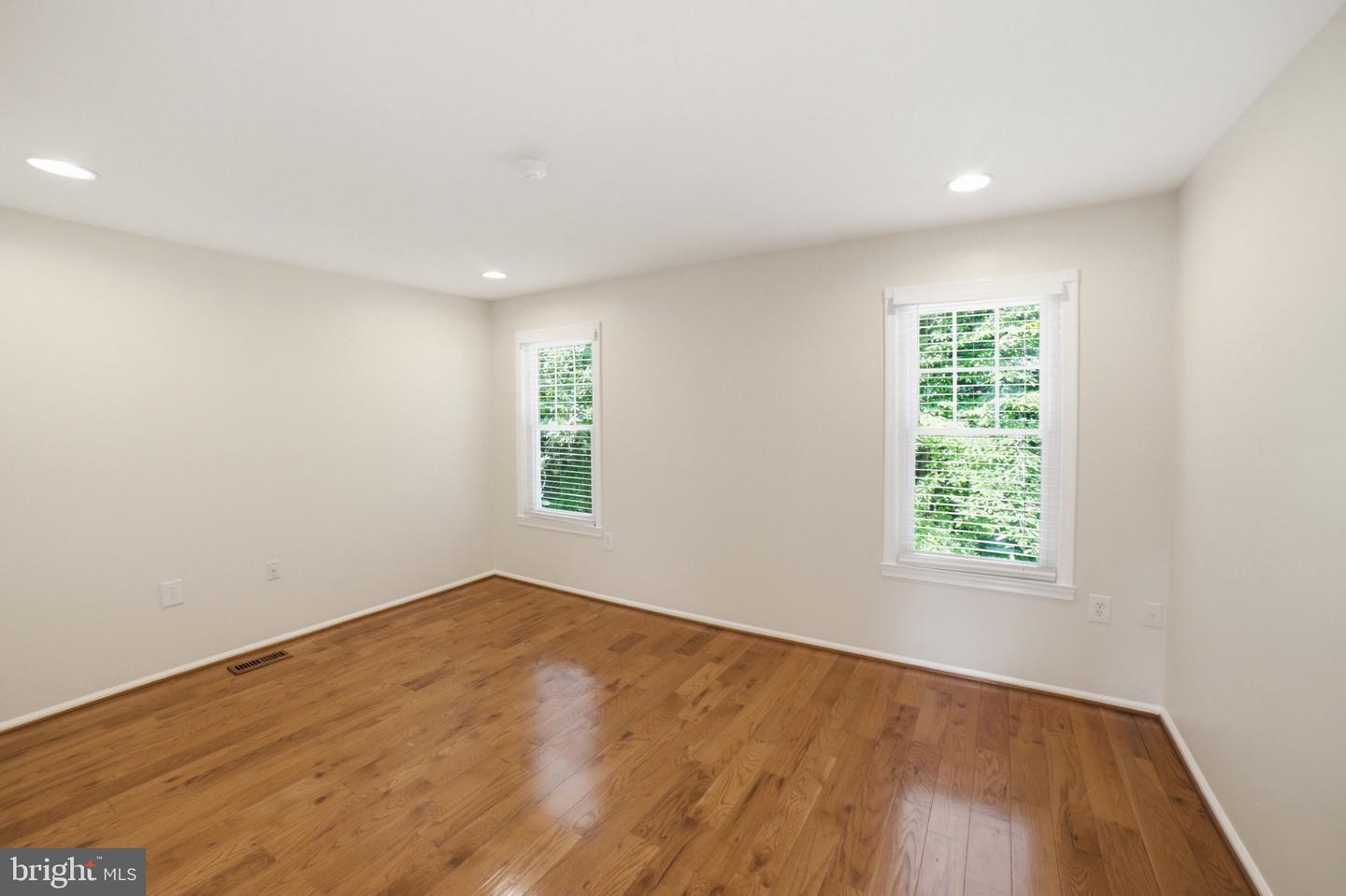 15232 Larkspur Ln Property Photo 23