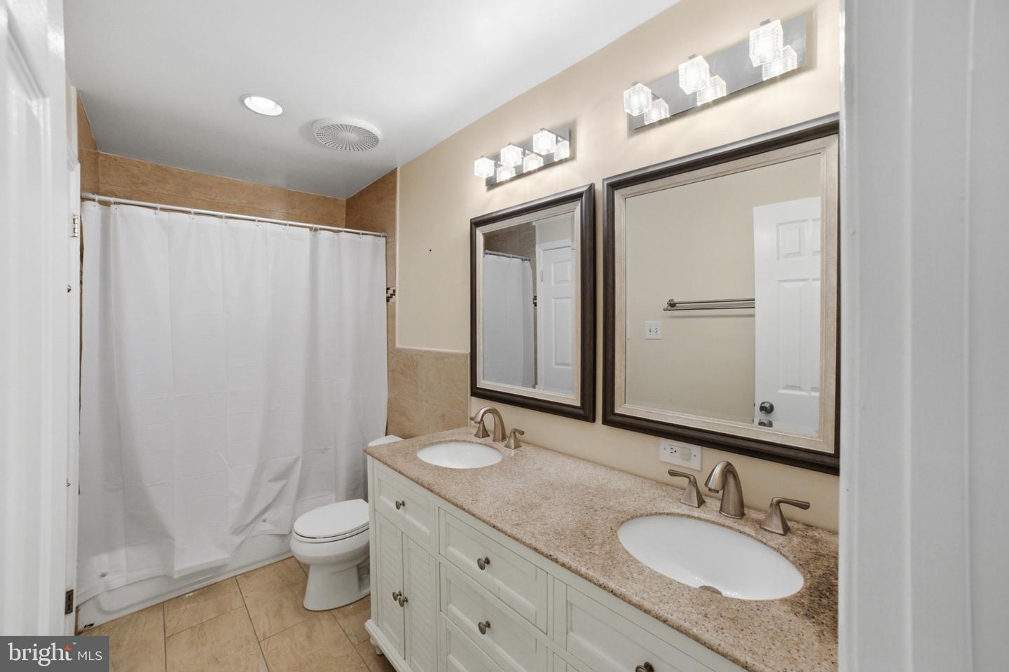 15232 Larkspur Ln Property Photo 26