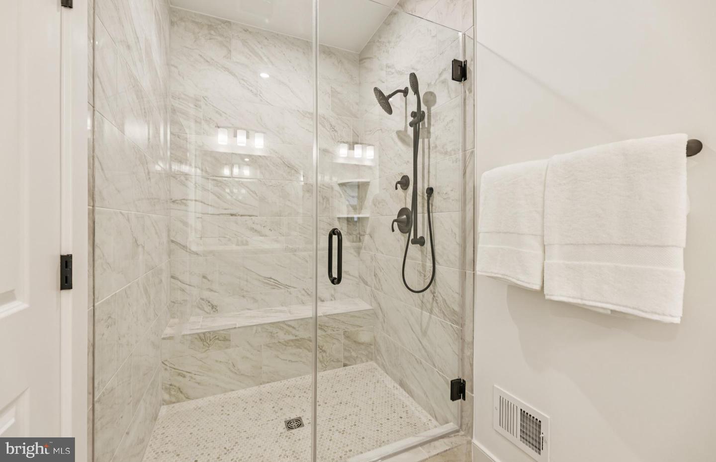 15493 Emerald Way Property Photo 22