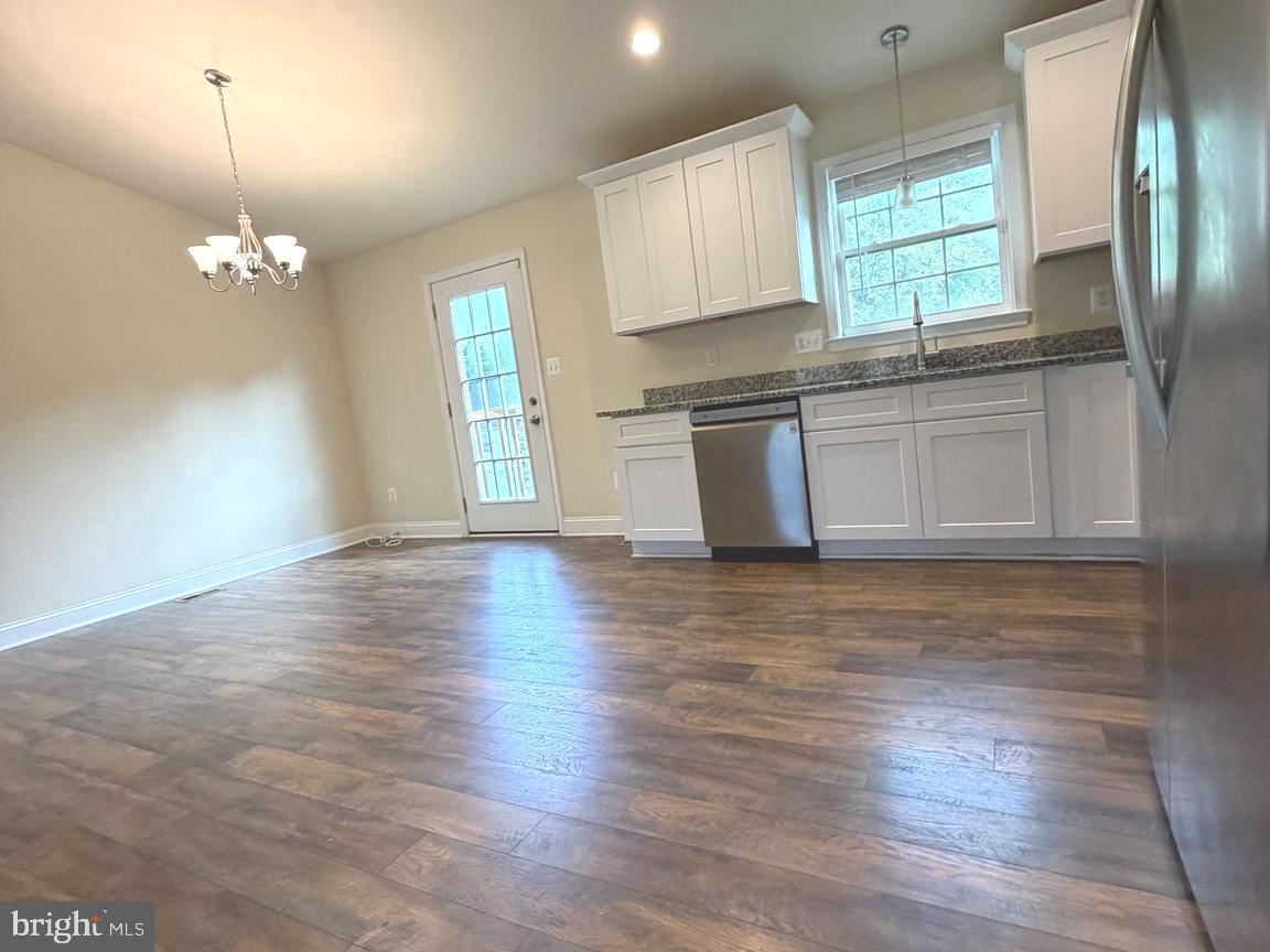 8112 Leland Property Photo 3