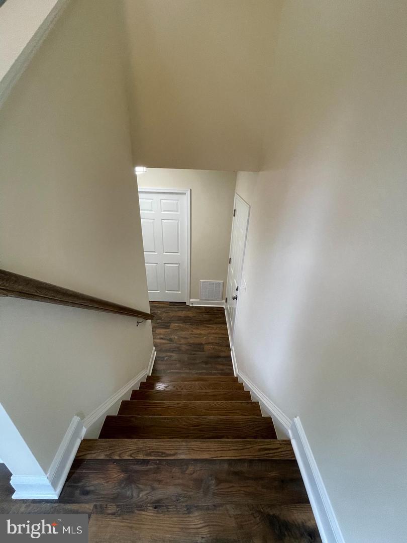 8112 Leland Property Photo 11