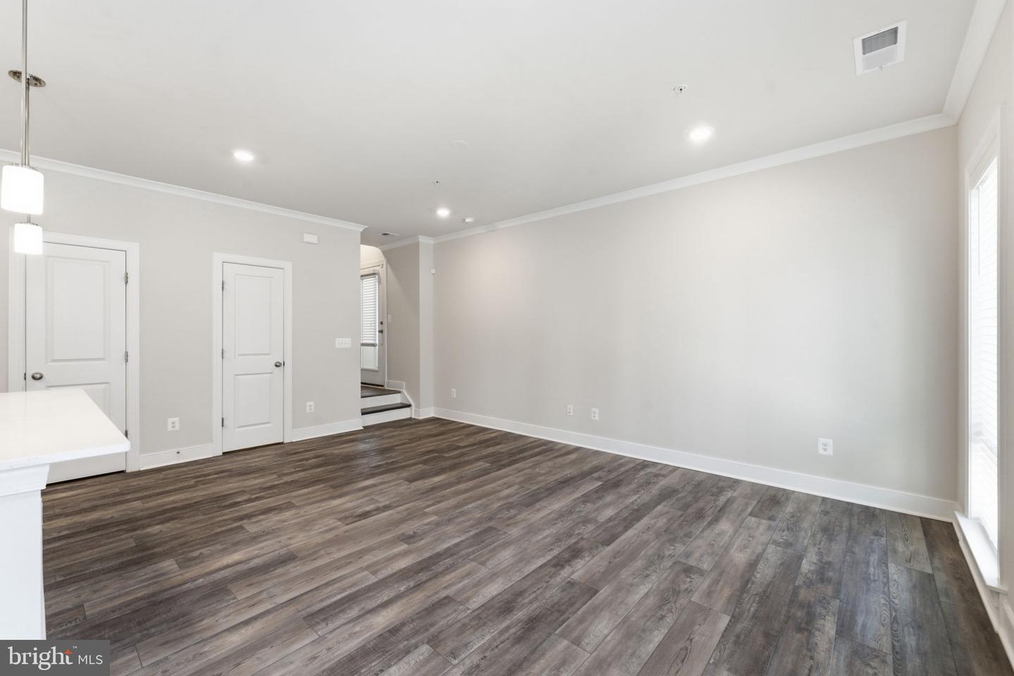 15539 Smoke Box Way Property Photo 11