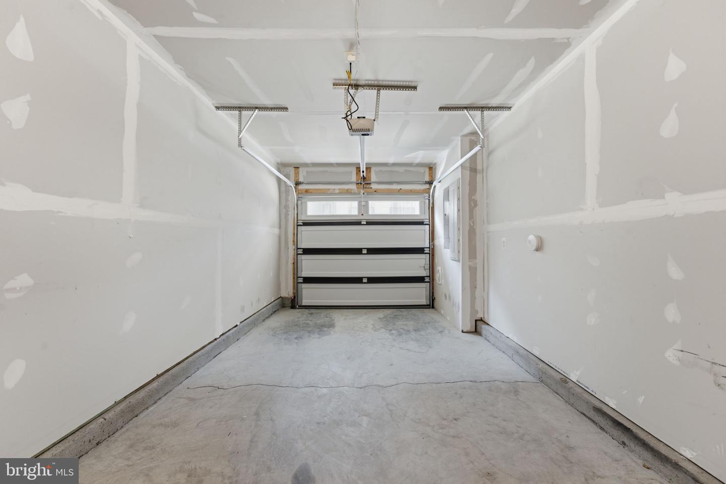 15539 Smoke Box Way Property Photo 40