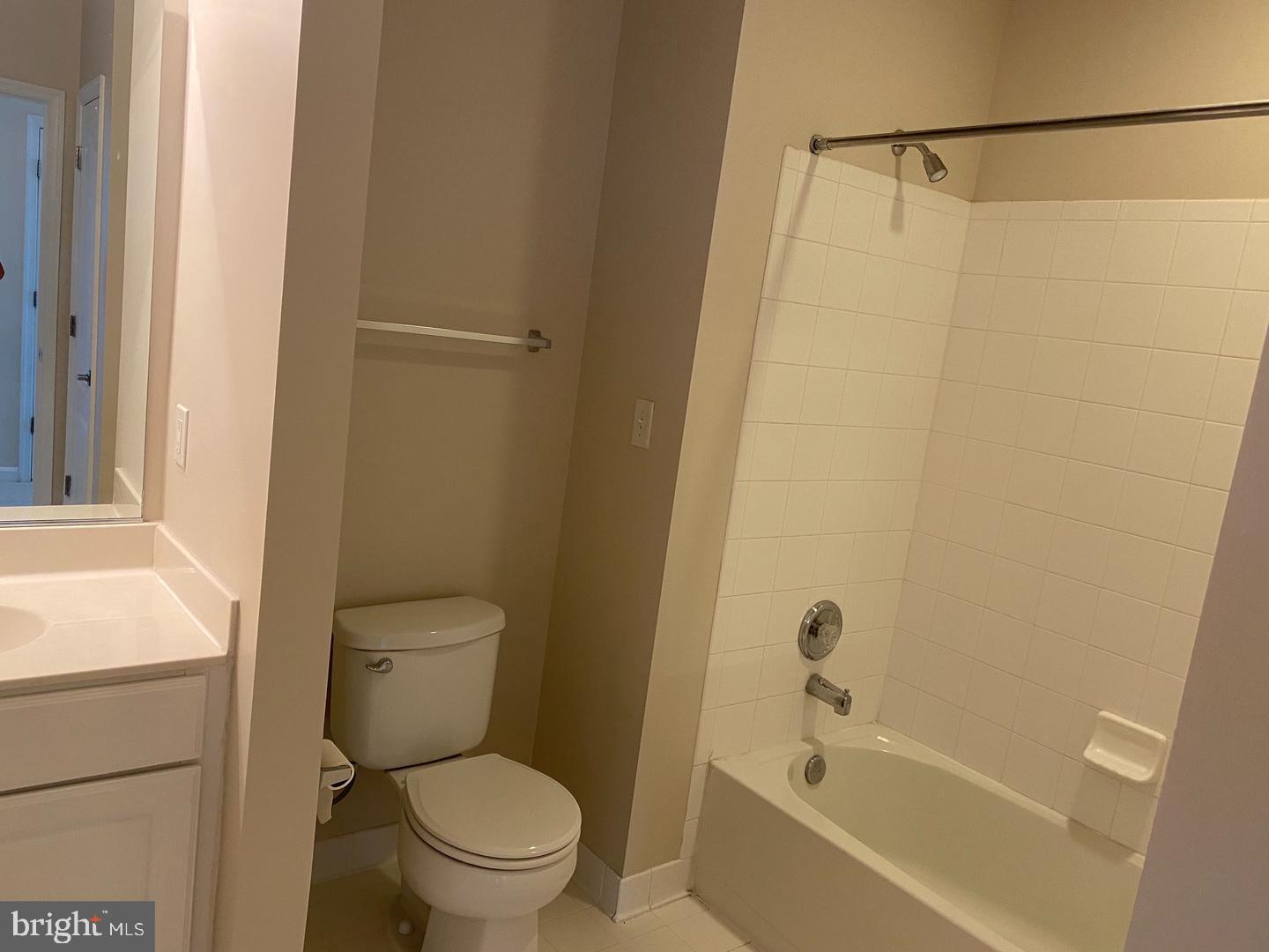 1641 Ladue Ct #108 Property Photo 15