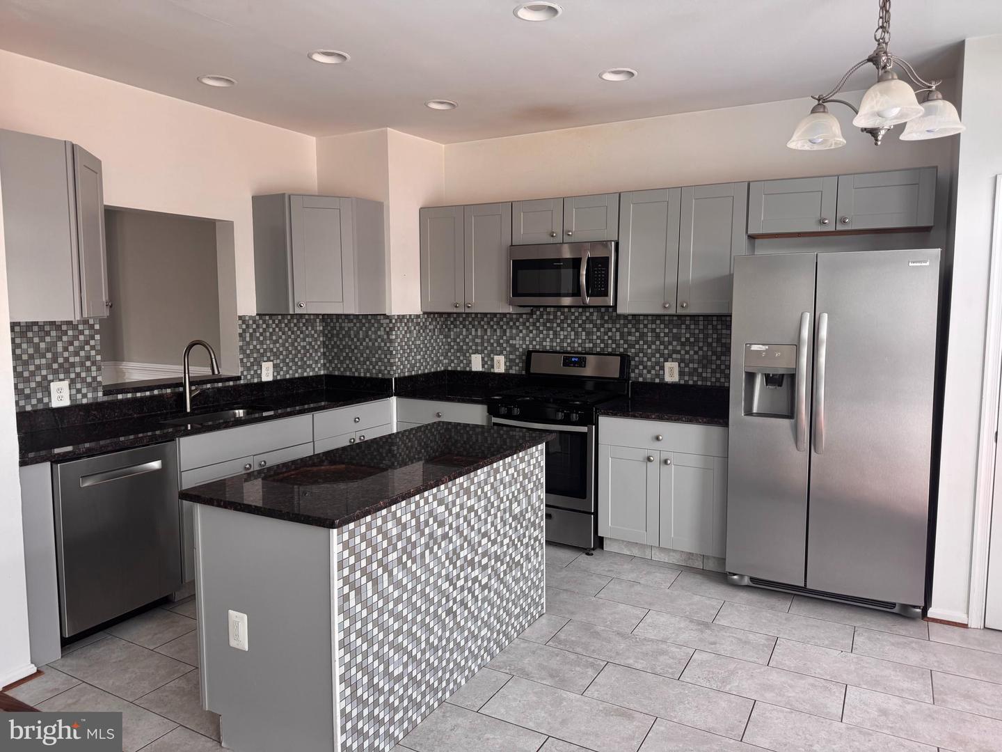 2754 Wakewater Way Property Photo 6