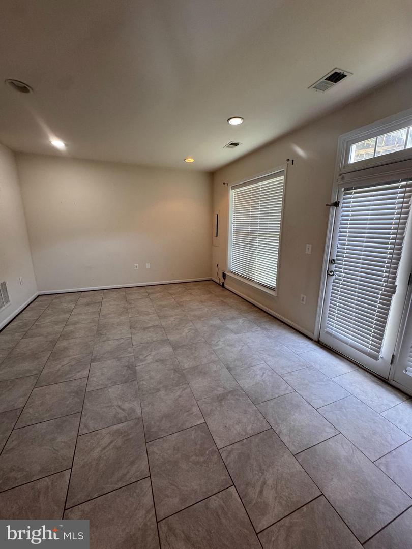 2754 Wakewater Way Property Photo 13
