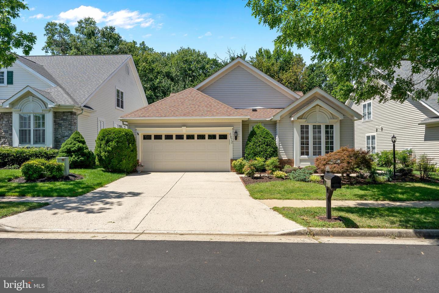6872 Saddle Run Way Property Photo 1
