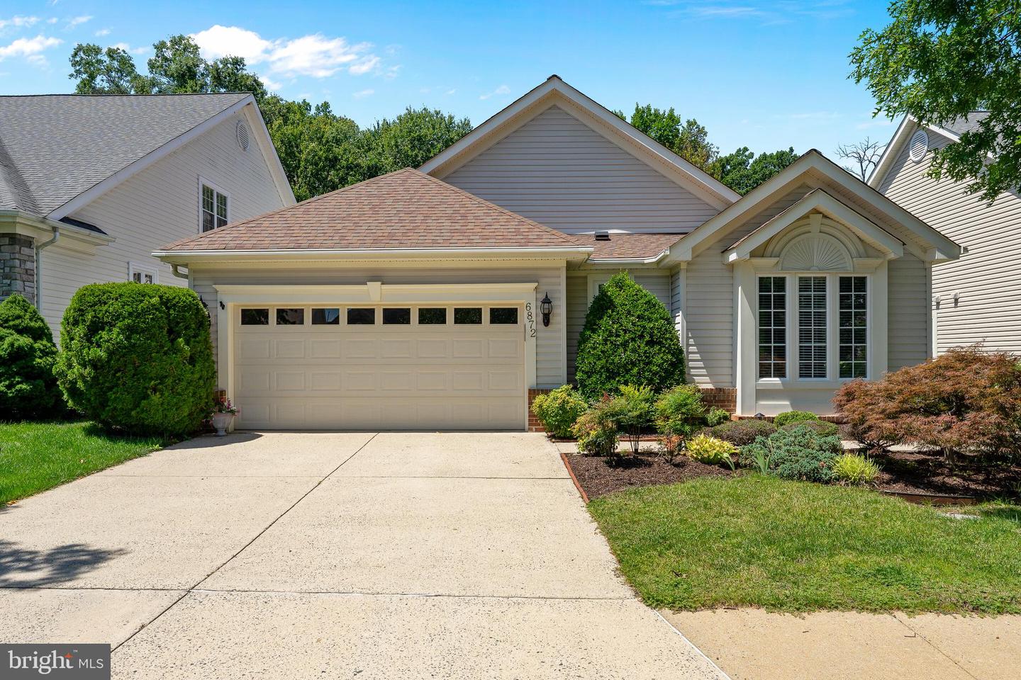 6872 Saddle Run Way Property Photo 2