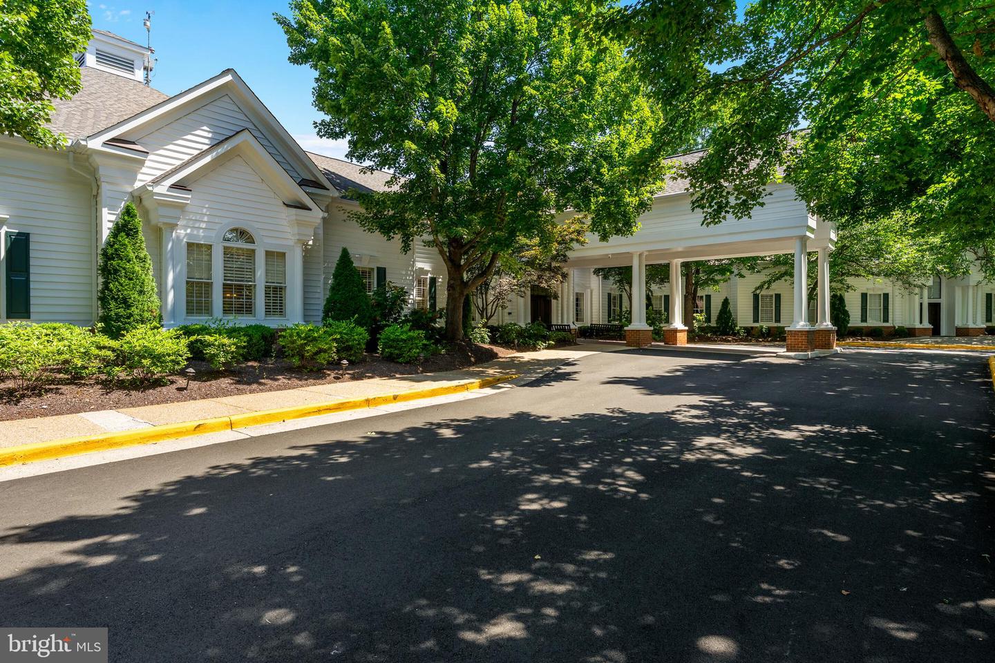 6872 Saddle Run Way Property Photo 32