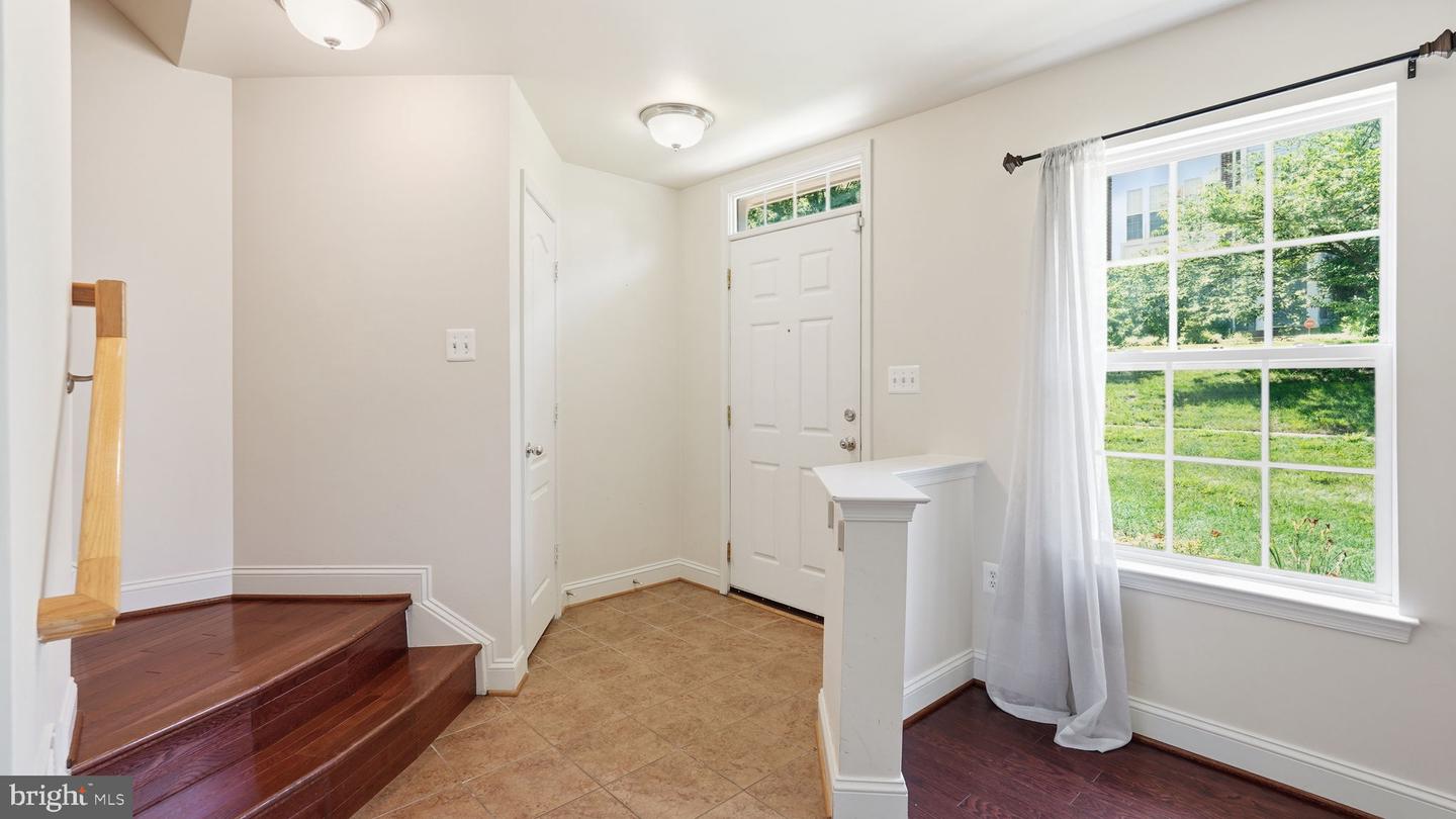 2618 River Basin Ln Property Photo 12