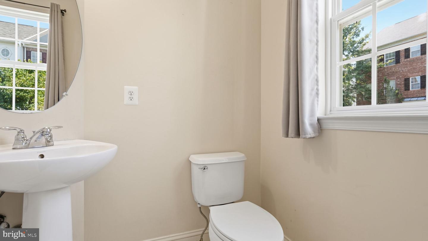 2618 River Basin Ln Property Photo 16