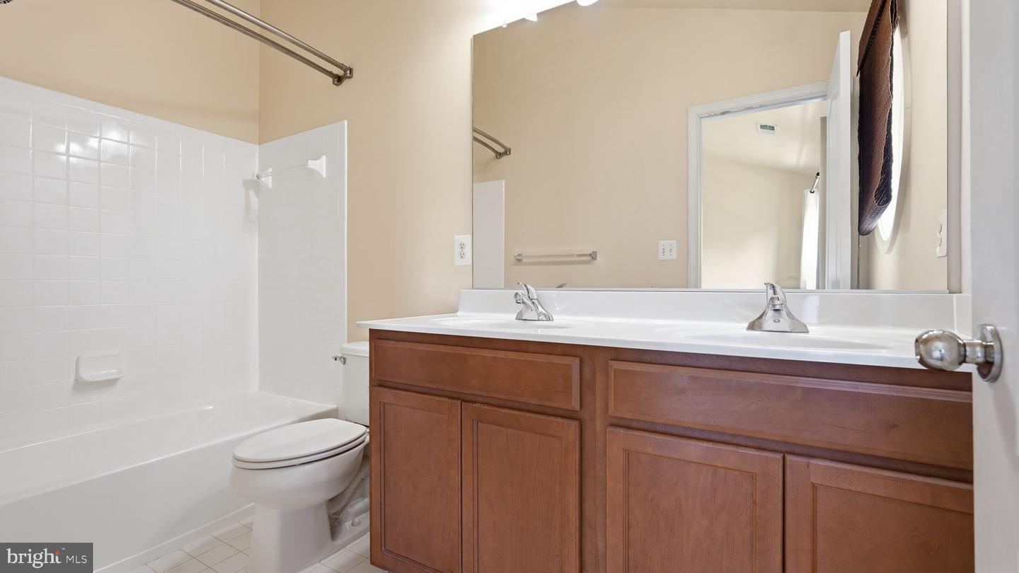 2618 River Basin Ln Property Photo 26