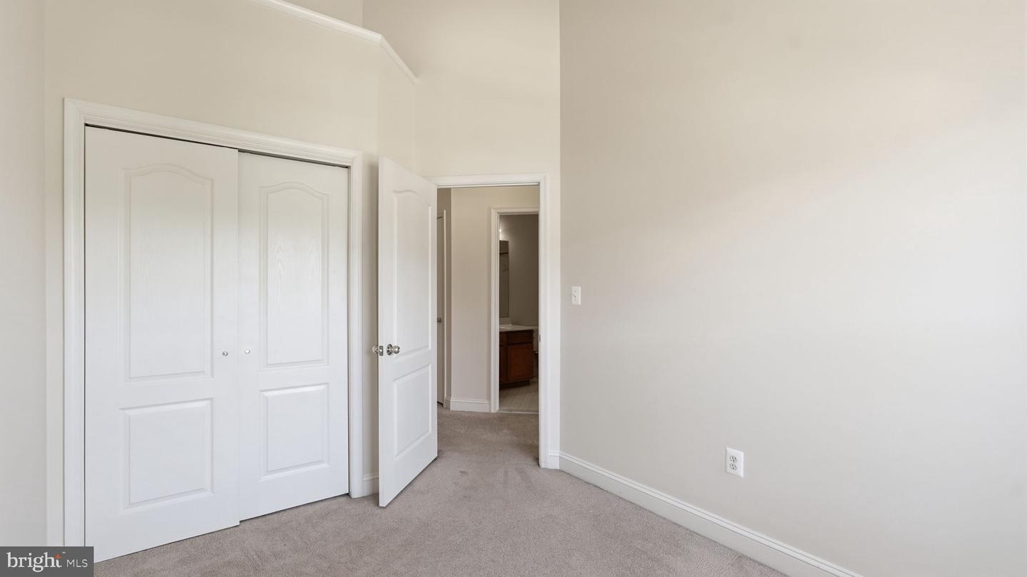 2618 River Basin Ln Property Photo 30