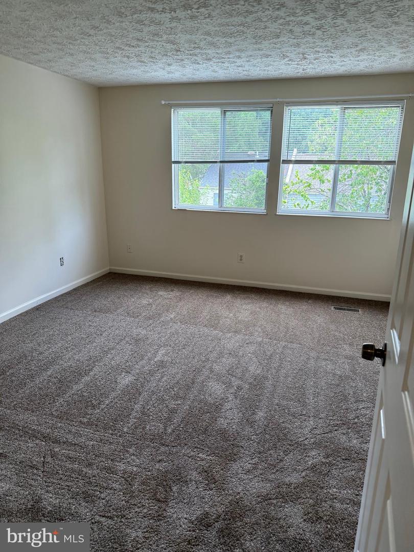 12866 Bison Ct Property Photo 10