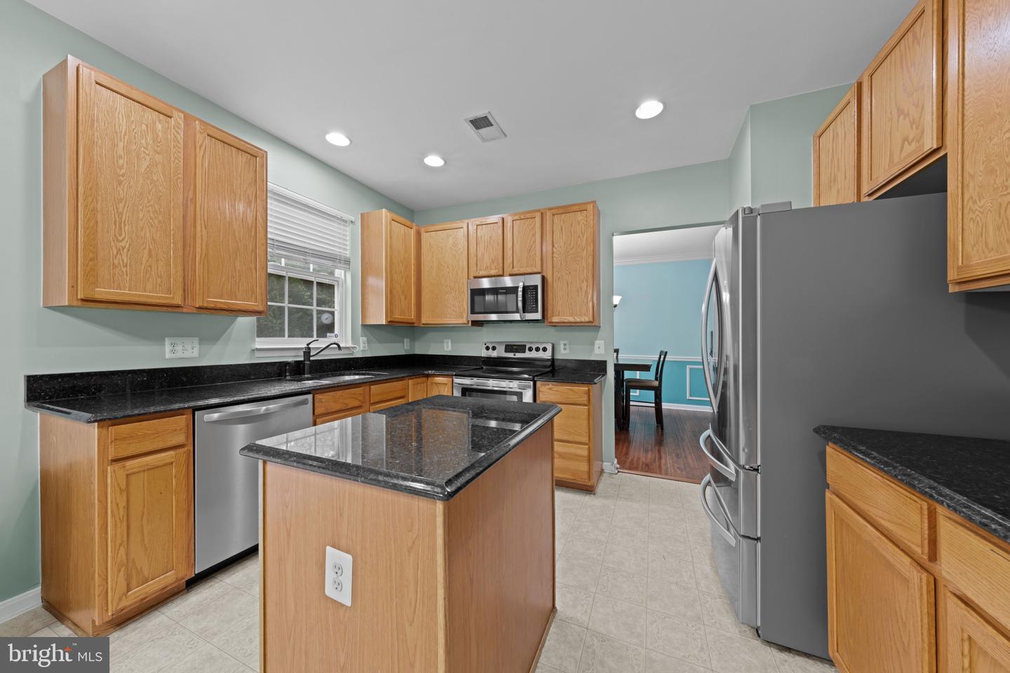 8393 Tenbrook Dr Property Photo 8