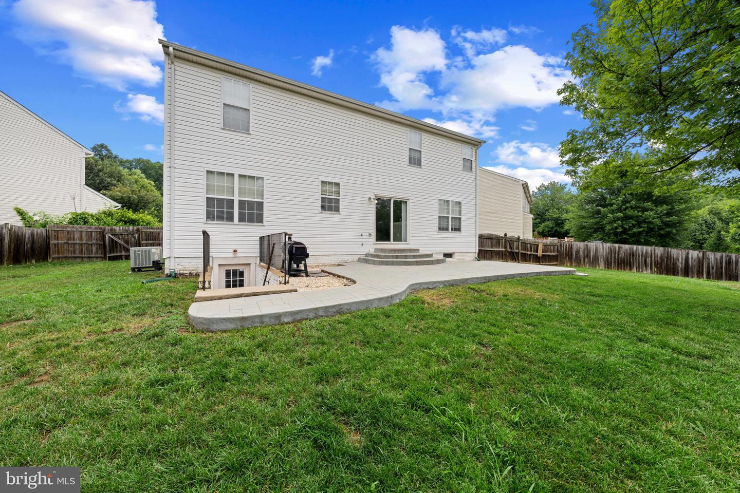 8393 Tenbrook Dr Property Photo 32
